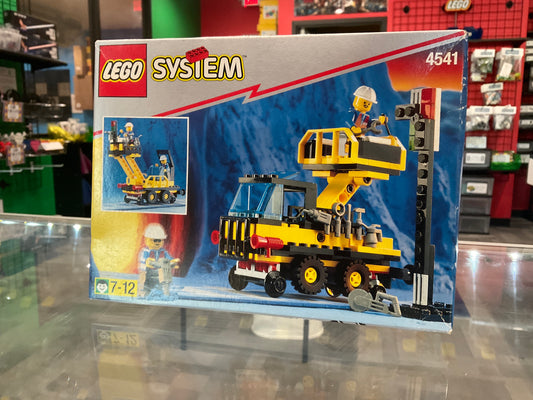 LEGO 4541 Rail and Road Service Truck - Retired