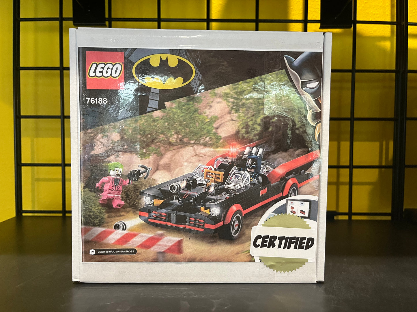 76188 LEGO Batman Classic TV Series Batmobile - Certified
