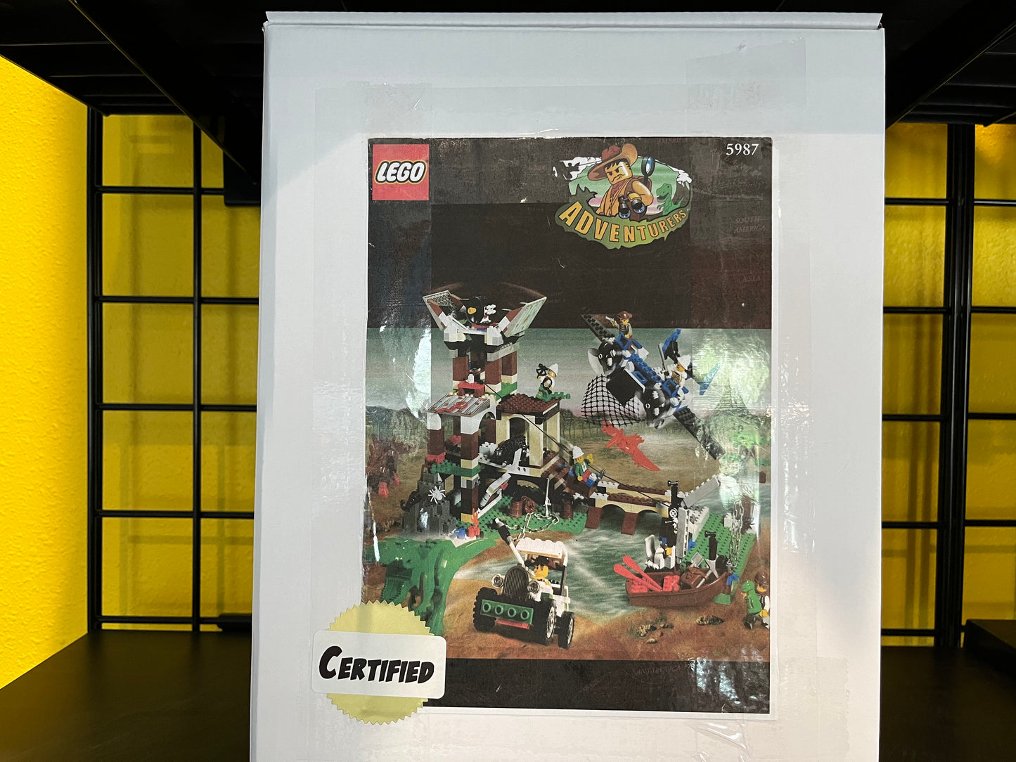 5987 LEGO Adventurers Dino Island Dino Research Compound - Certified