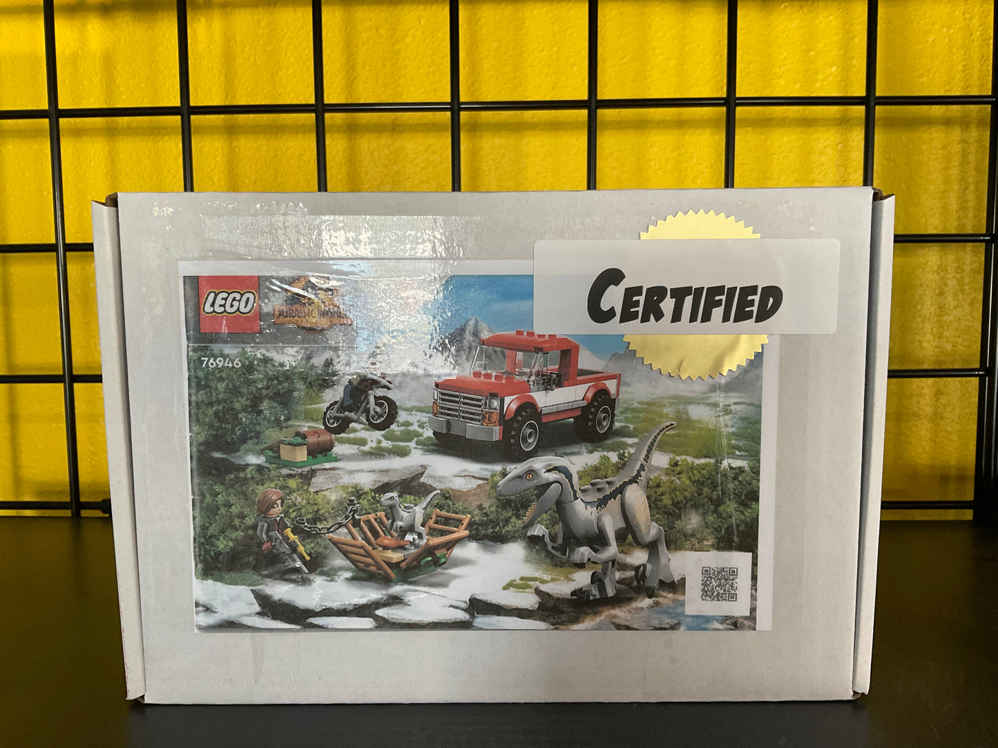 LEGO 76946 Blue & Beta Velociraptor Capture - Certified