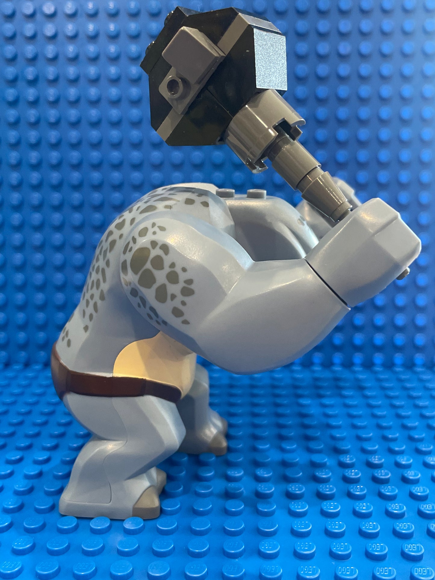 The LEGO The Lord of the Rings Cave Troll big figure