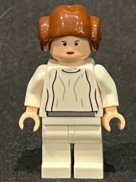 sw0175a LEGO Princess Leia - White Dress, Simple Belt, Small Eyes, Smooth Hair