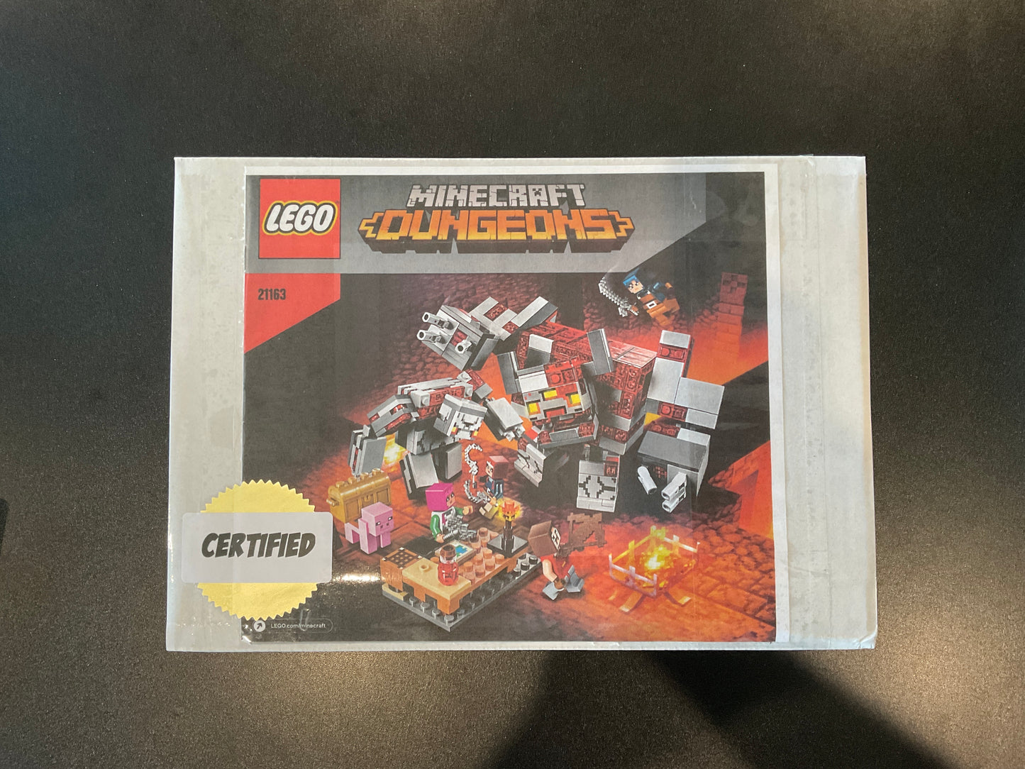 LEGO 21163 Minecraft Dungeons The Redstone Battle - Certified