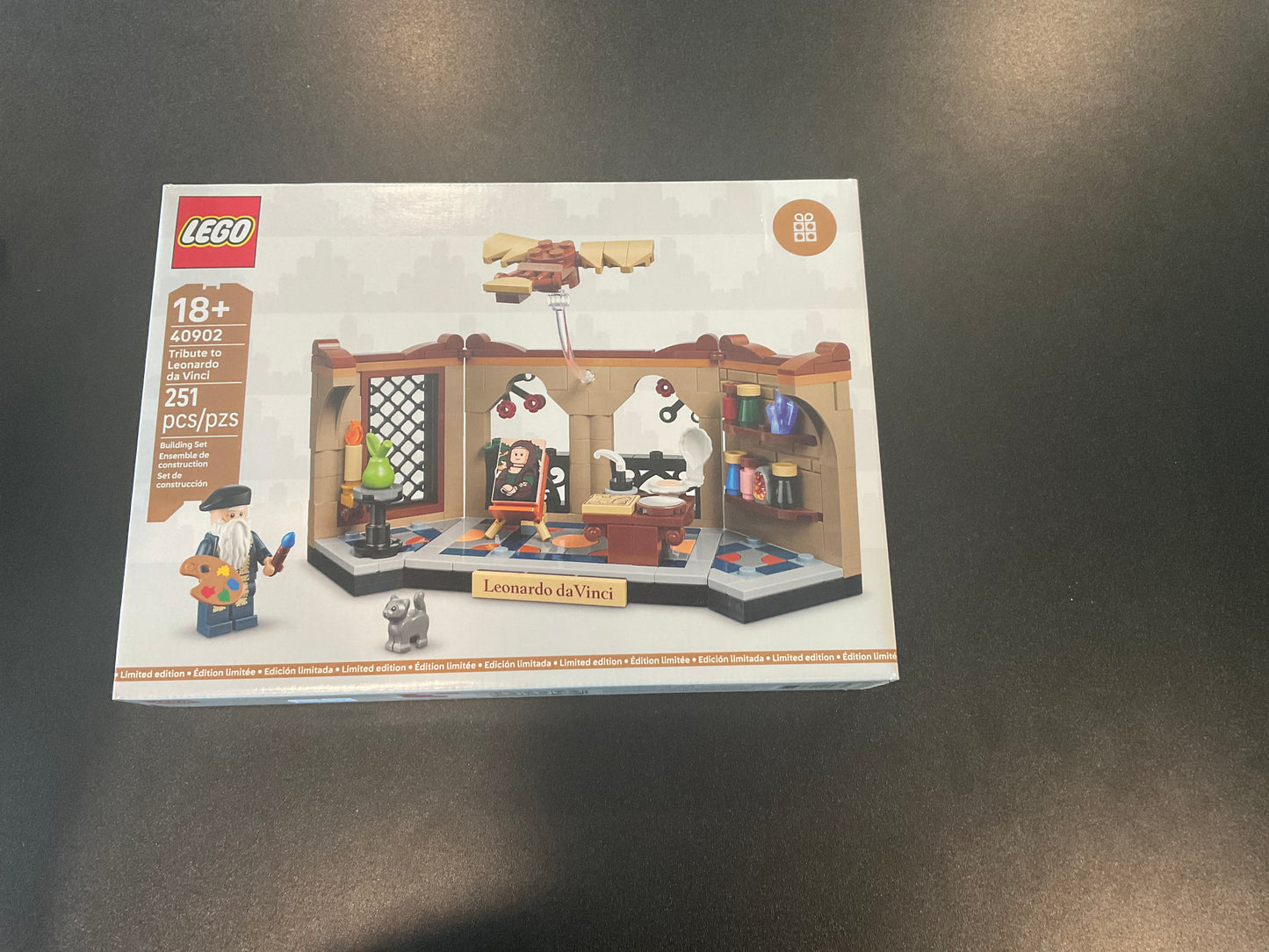 LEGO 40902-1 Tribute to Leonardo da Vinci - Retired