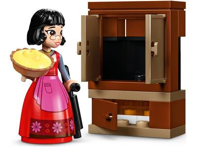 LEGO 43224 King Magnifico's Castle - Retired