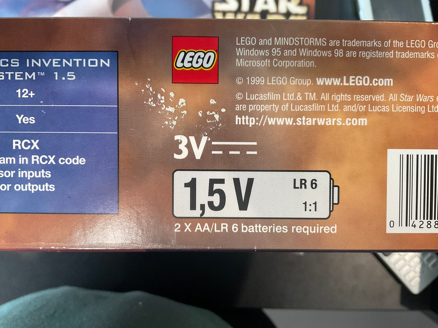 LEGO 9748 Droid Developer Kit - Retired