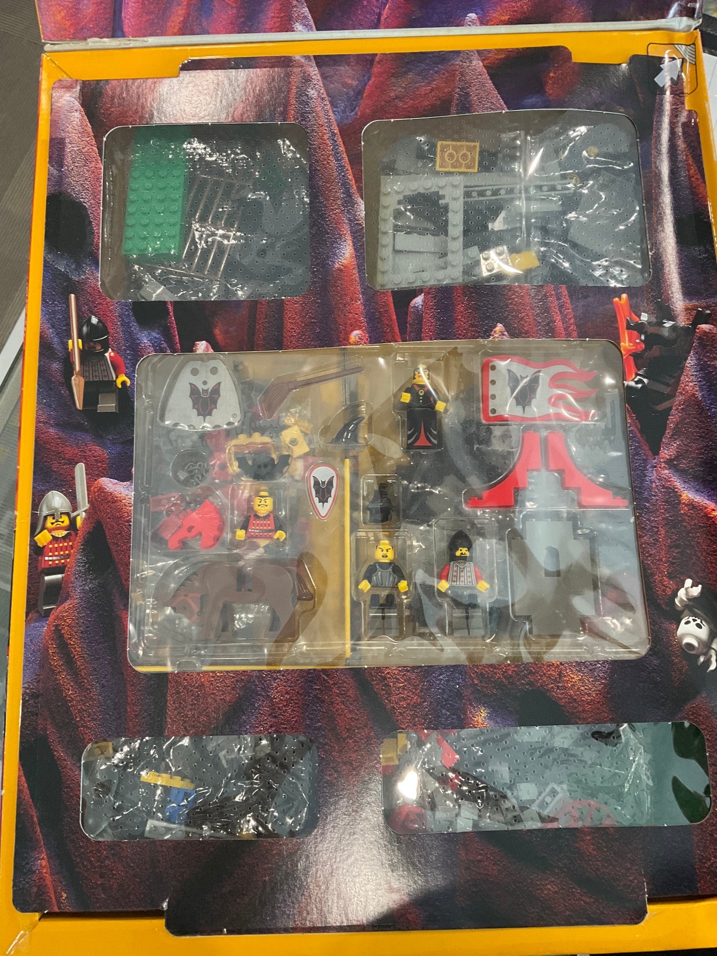 LEGO 6097 Night Lord's Castle - Retired