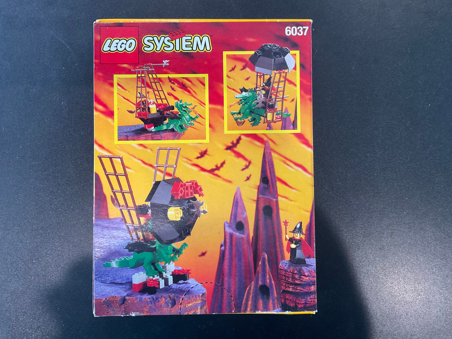 LEGO 6037 Witch's Windship - Retired