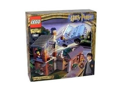 LEGO 4728 Harry Potter Escape from Privet Drive - Retired