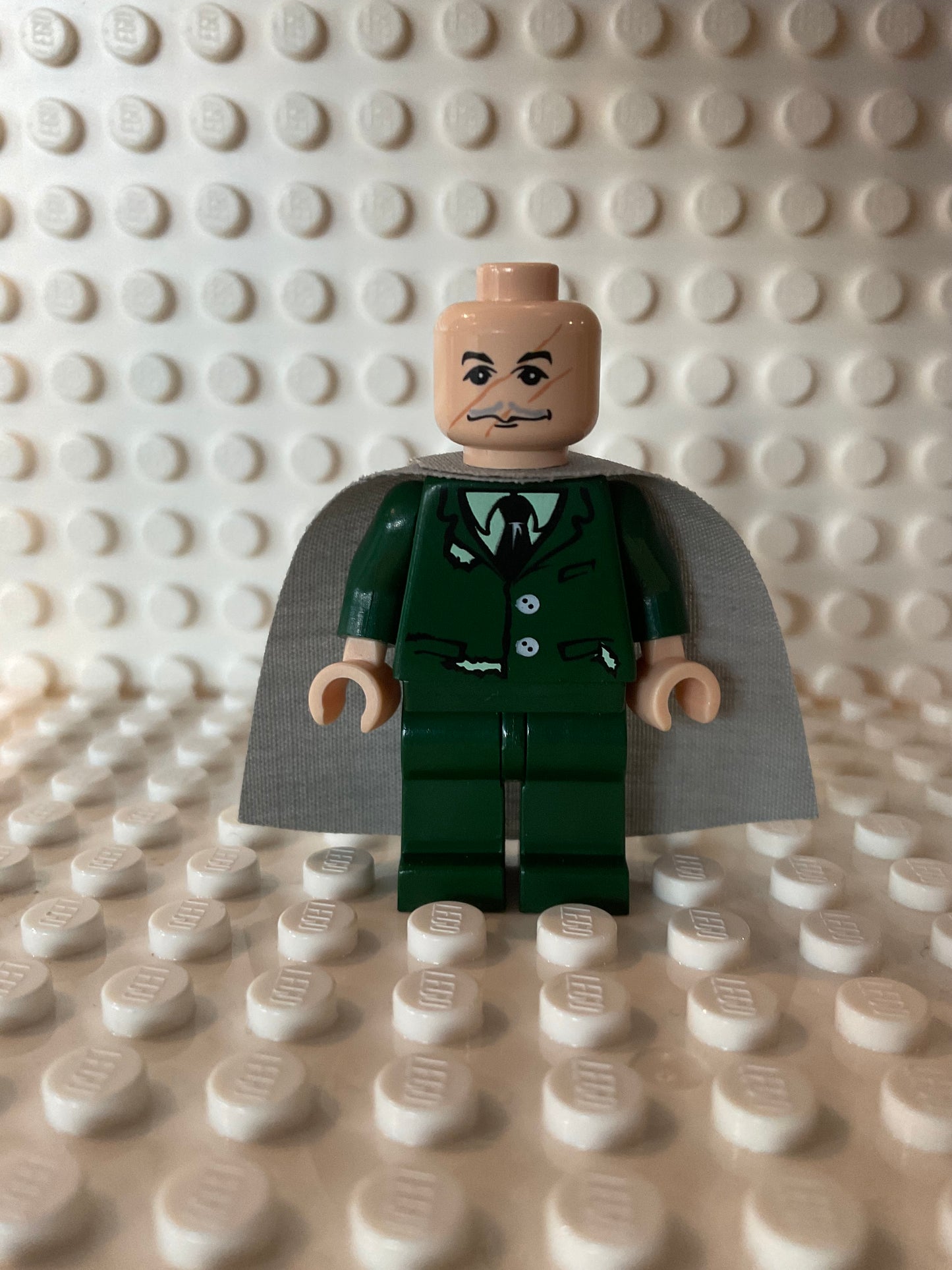 hp062 Professor Remus Lupin / Werewolf Minifigure