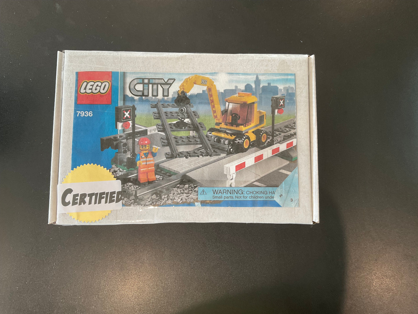 LEGO 7936 Level Crossing- Certified