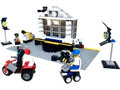 LEGO 1352 Explosion Studio - Retired