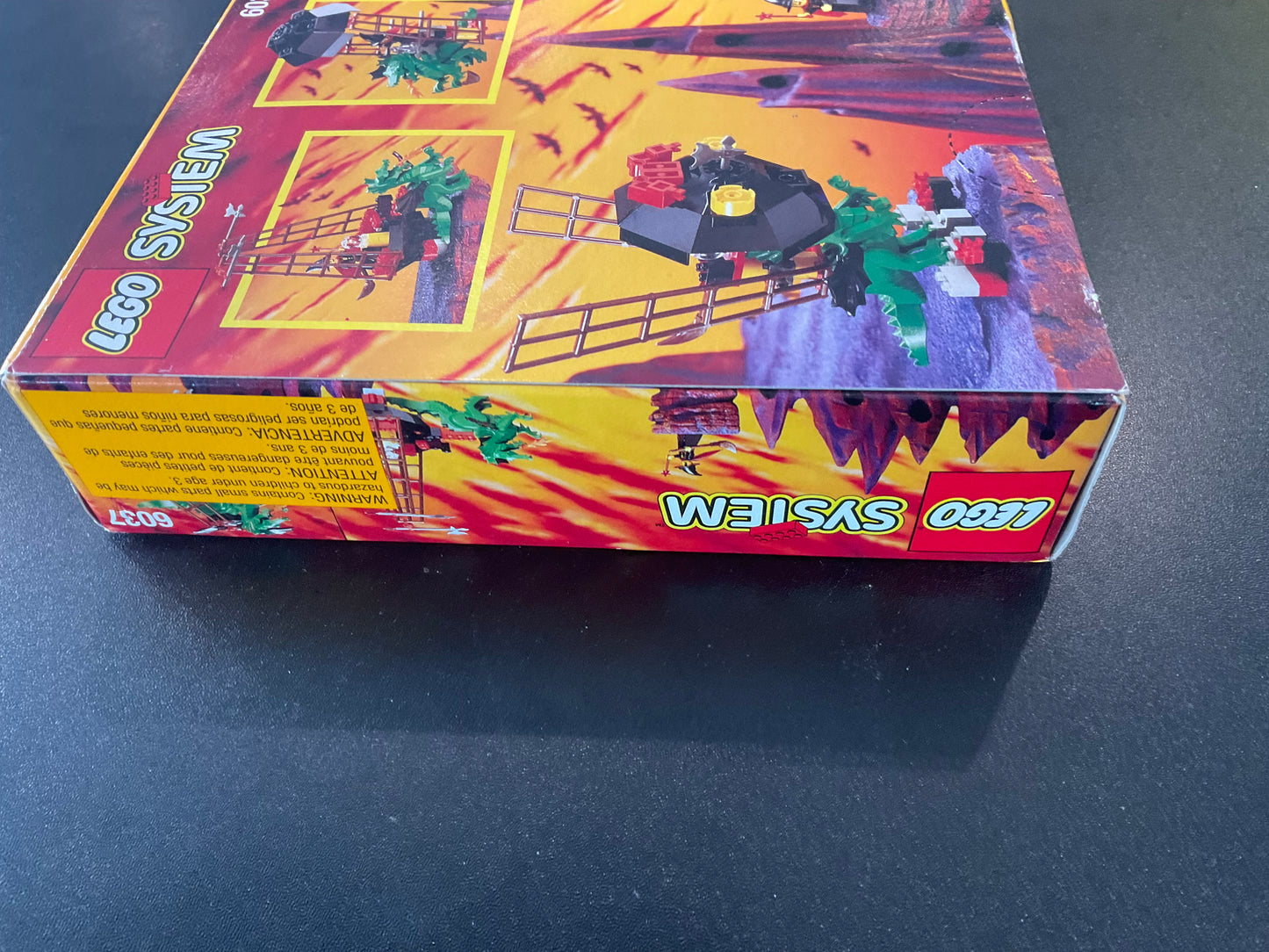 LEGO 6037 Witch's Windship - Retired