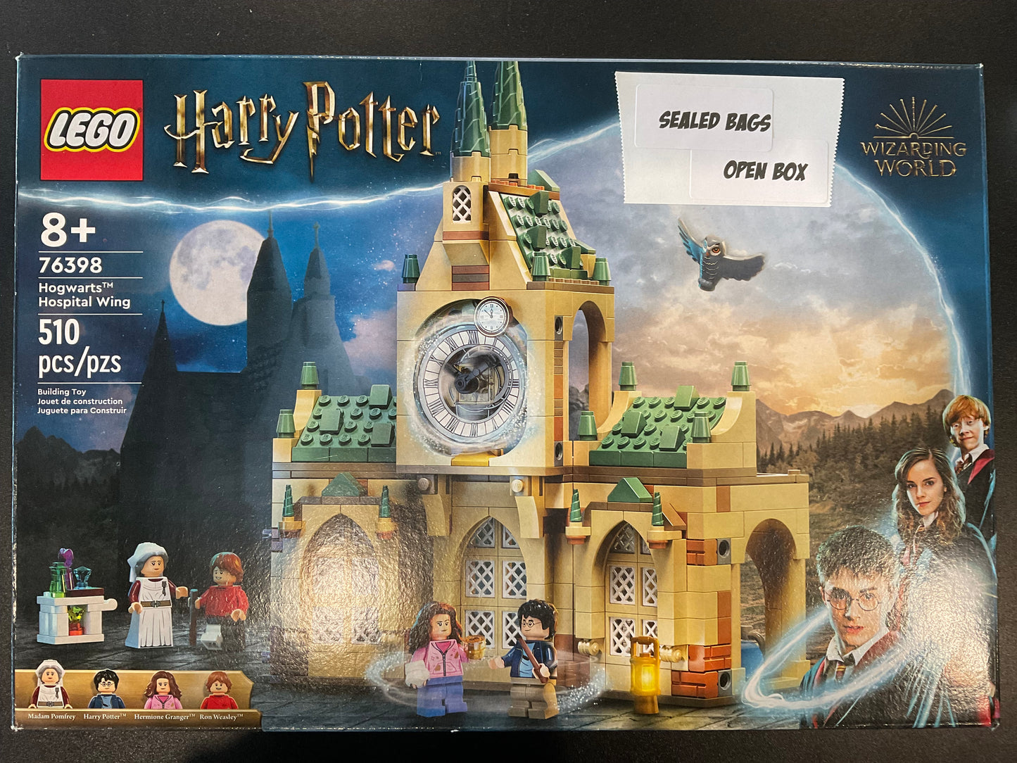 LEGO 76398 Hogwarts Hospital Wing - Retired
