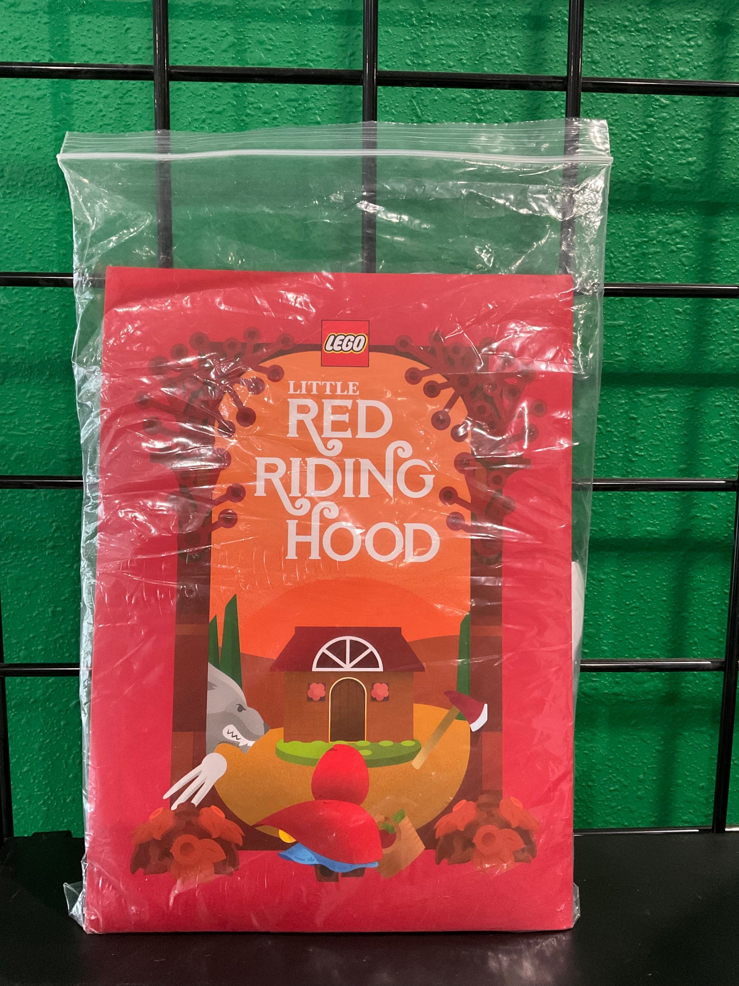 Bricktober Fairytale Set Little Red Riding Hood - Retired