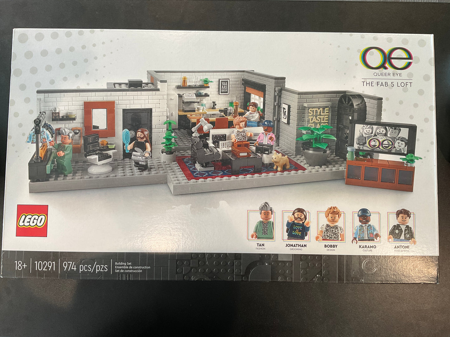 LEGO 10291 Queer Eye The Fab 5 Loft - Retired