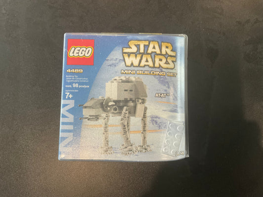 4489 LEGO Star Wars AT-AT- Retired