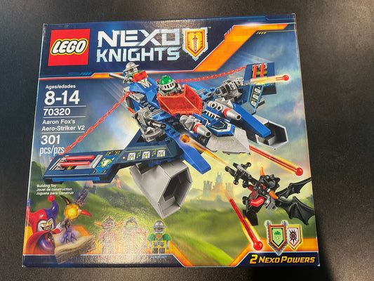 70320 LEGO Nexo Knights Season 2 Aaron Fox's Aero-Striker V2- Retired