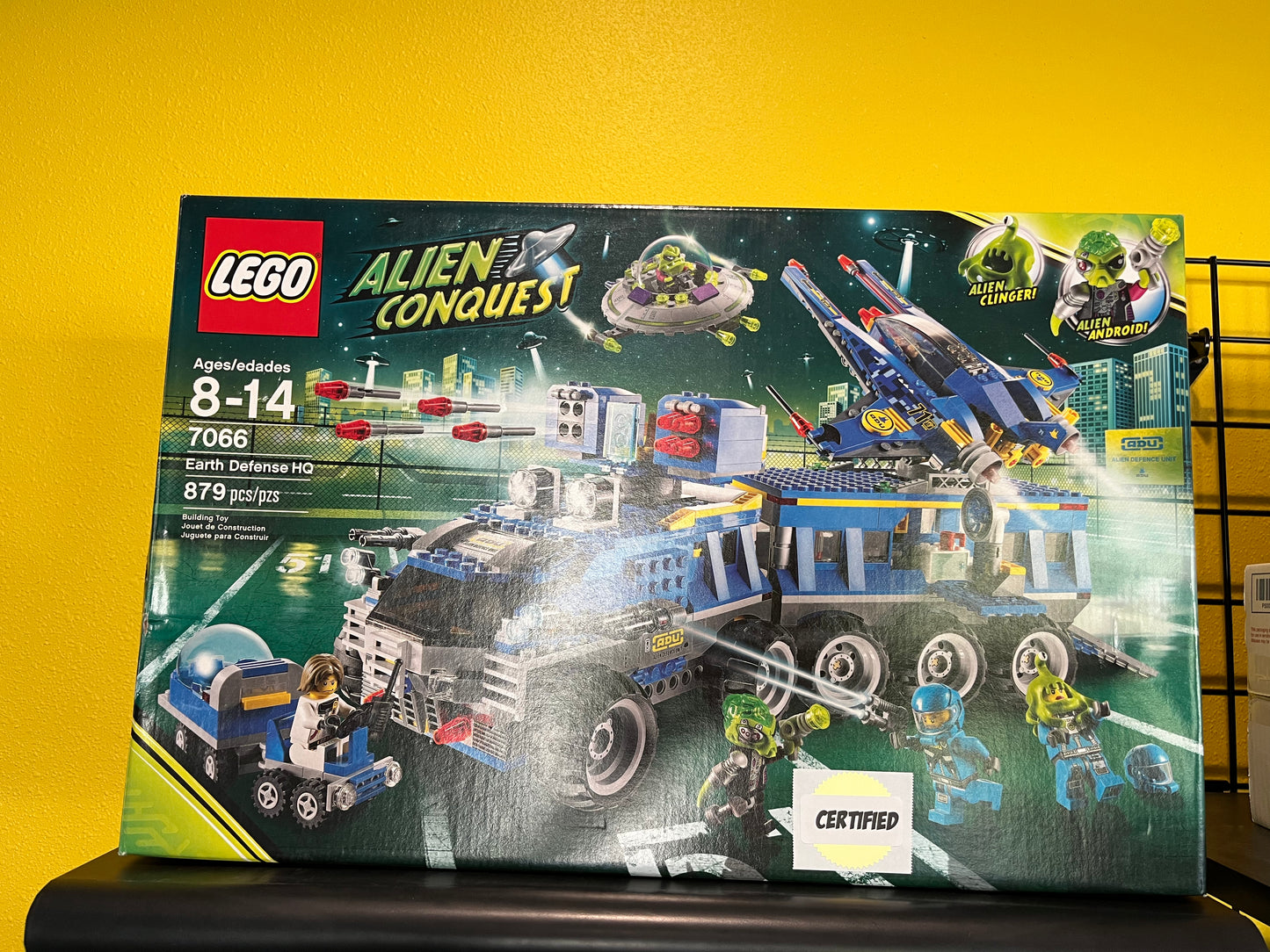 LEGO 7066 Earth Defense HQ - Certified