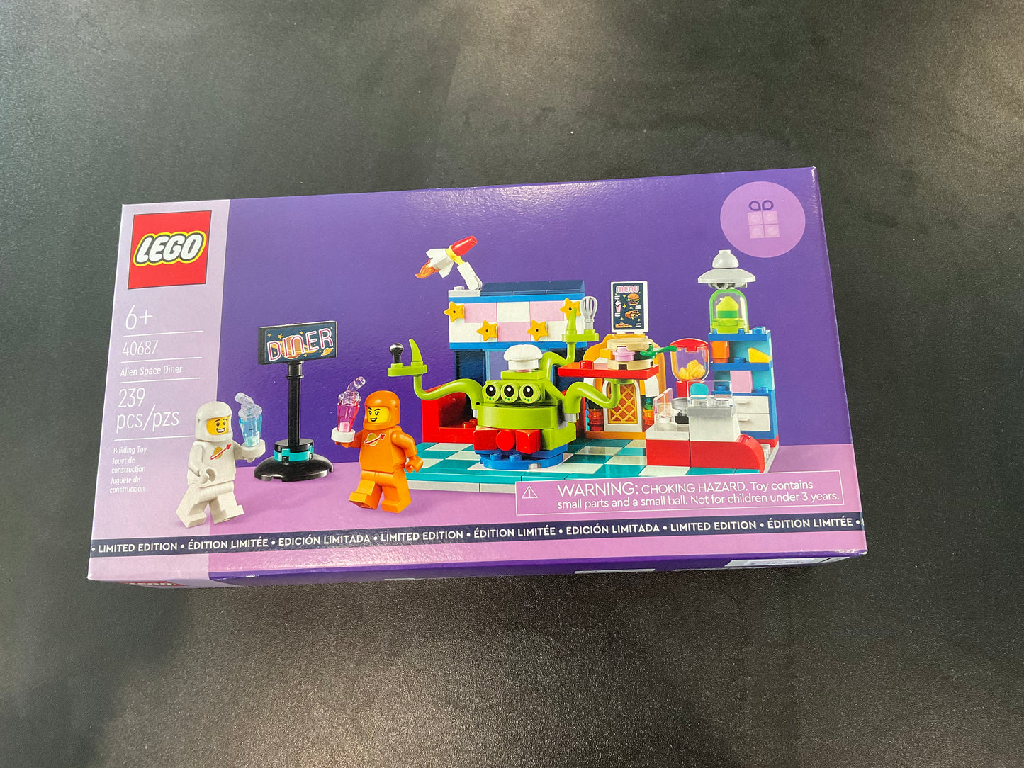 40687 LEGO Alien Space Diner- Retired