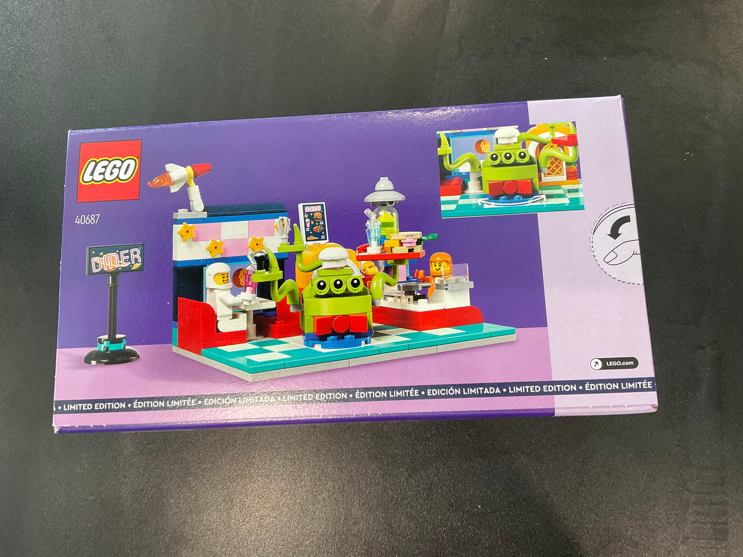 40687 LEGO Alien Space Diner- Retired