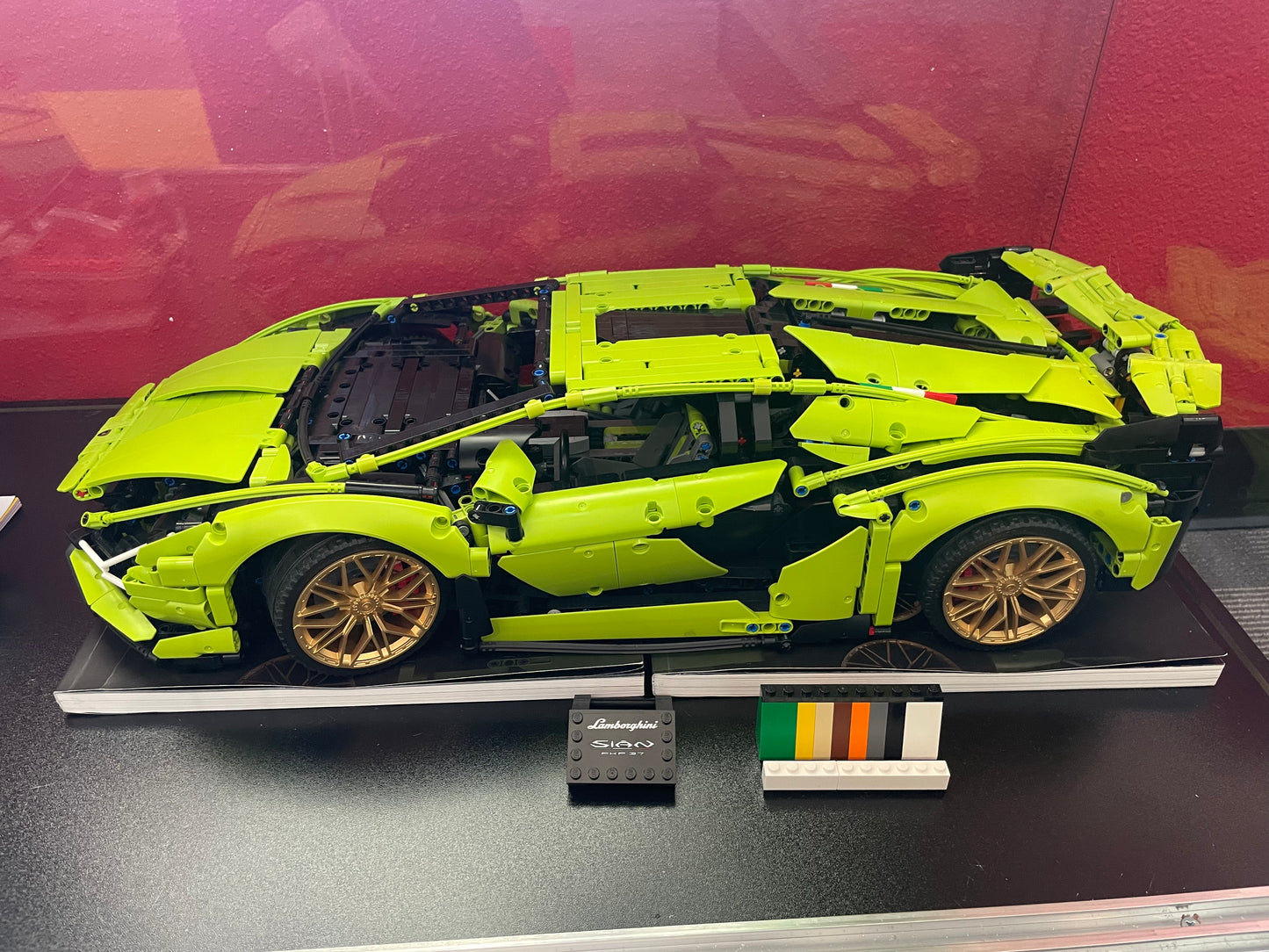 LEGO 42115 Lamborghini Sián FKP 37 - Certified