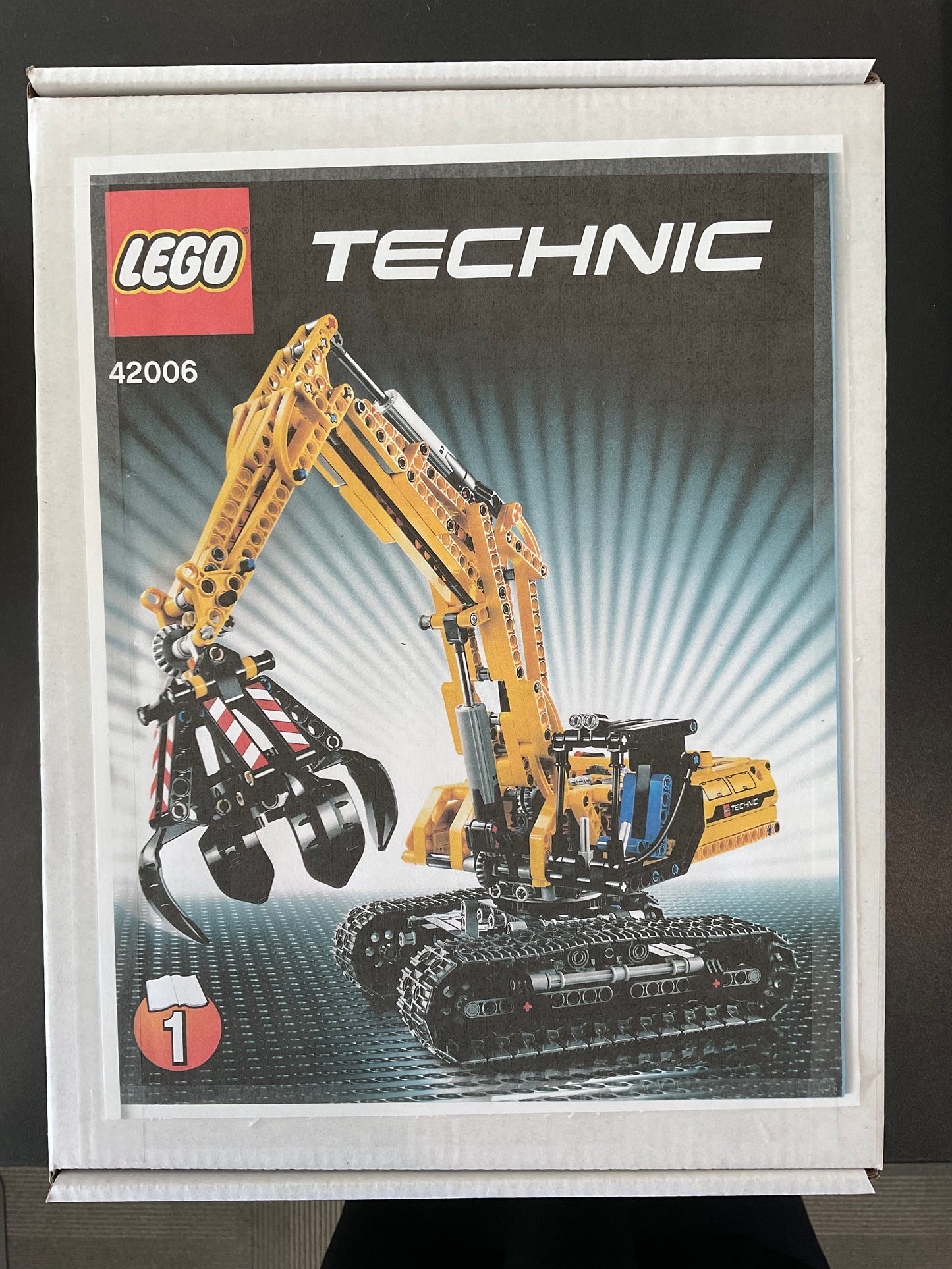 Technic Excavator - Certified