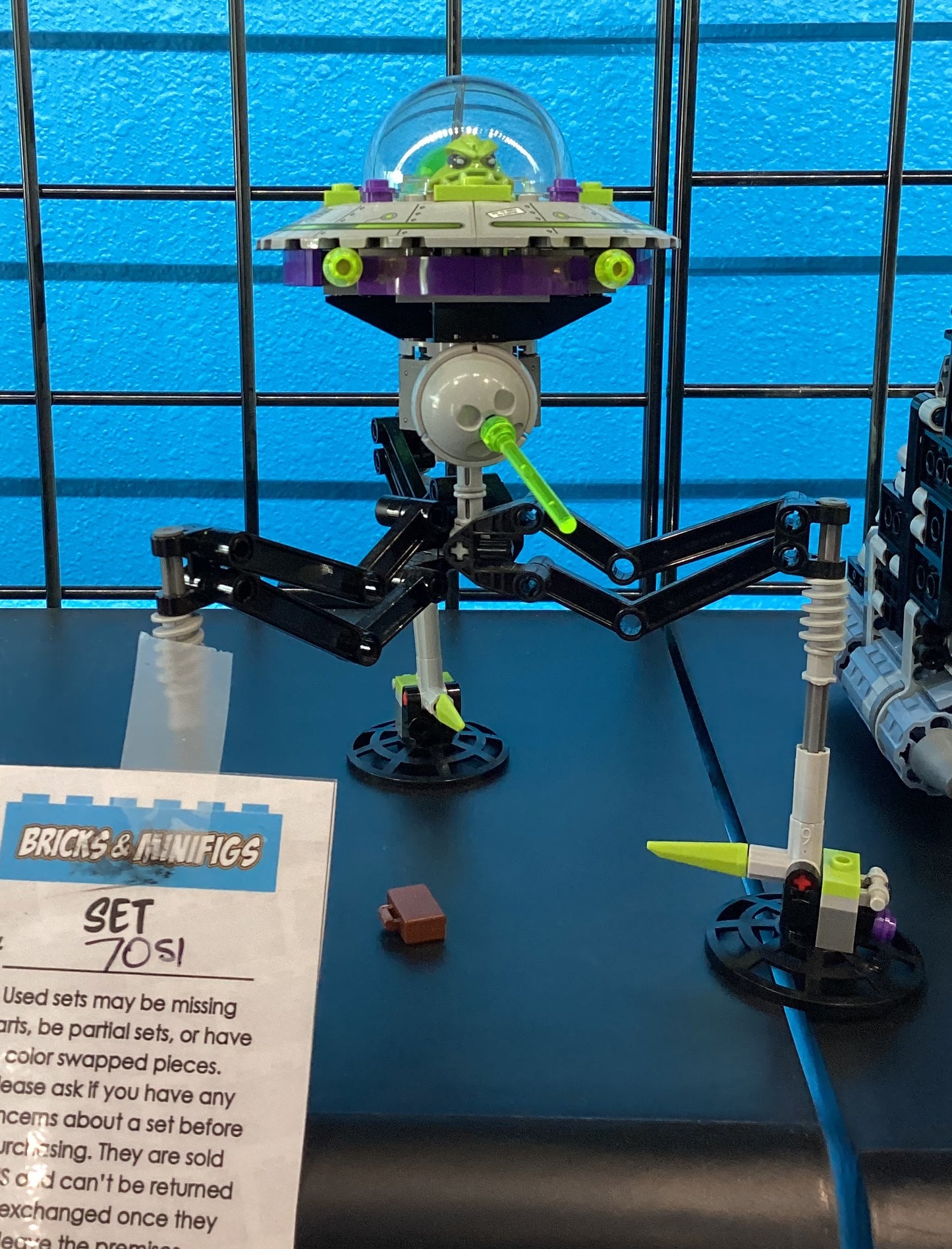 7051 Alien Conquest: Tripod Invader - [Pre-Owned]