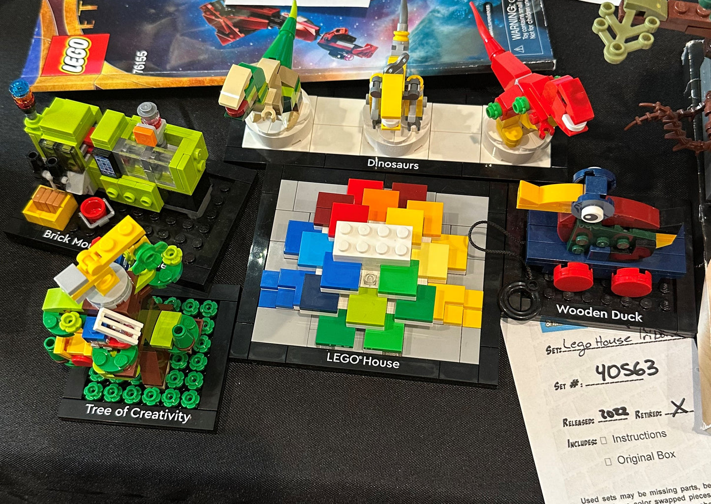 40563 LEGO House Tribute: Home of the Brick - [Pre-Owned]