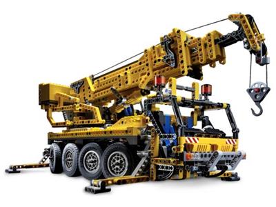 LEGO 8421 Mobile Crane
